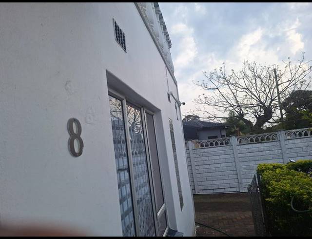 3 BEDROOM PROPERTY TO RENT IN MEREBANK